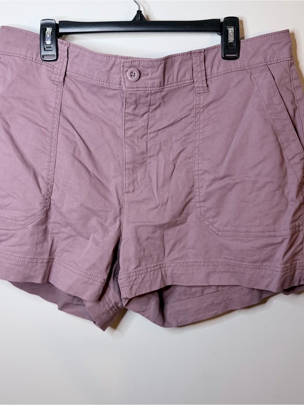 Old Navy High-Rise Shorts in Dusty Mauve